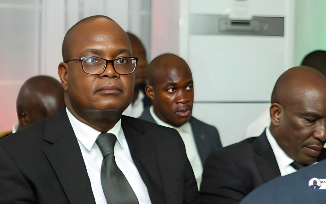 Le Professeur Raphaël KOUASSI est un éminent spécialiste de la littérature française, titulaire d’un doctorat de l’Université Blaise Pascal (Clermont-Ferrand, France).